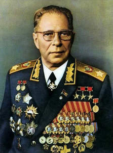 Ustinov, Dmitrij Fedorovič