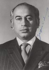 Bhutto, Zulfikar ̔Alī