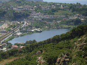 Lucrino, Lago