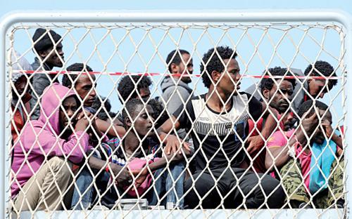 Migranti soccorsi nel Canale di Sicilia