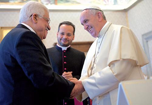 Papa Francesco con Abu Mazin