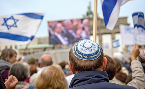 Dimostrazione contro l'antisemitismo