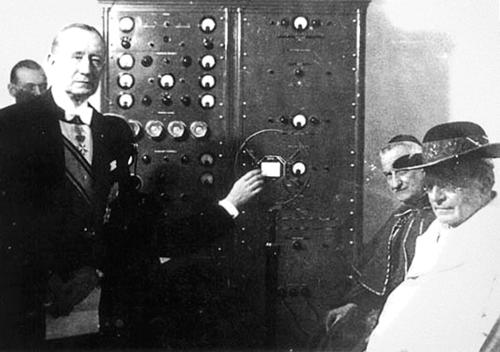 Guglielmo Marconi e papa Pio XI