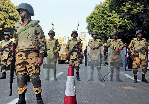 Militari egiziani